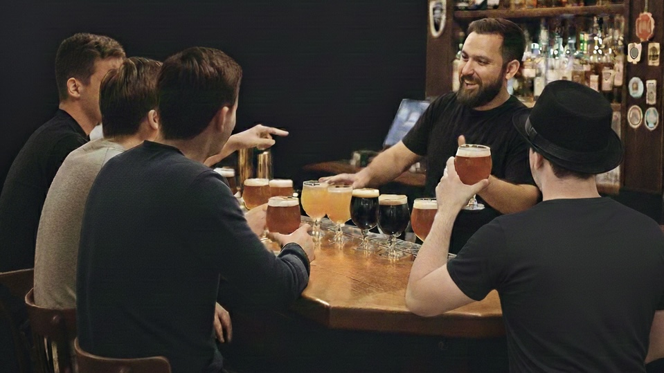 cata de cervezas en el centro de Salamanca para grupos y despedidas de soltero en Salamanca