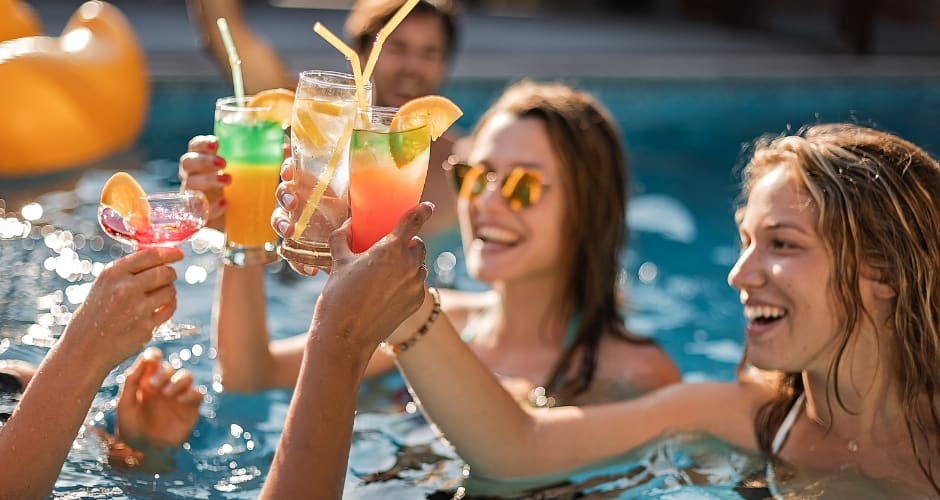 Pool party para despedidas en Salamanca